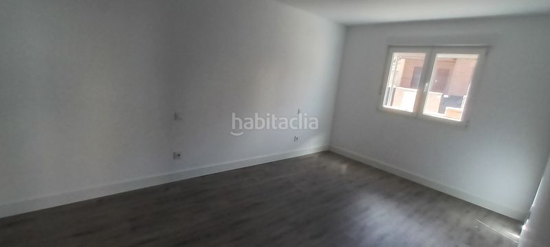 Foto 6cbbe7fd-1d5c-4a5f-af85-c0ffbd189759. Location chalet dans calle obispo antonio palenzuela 3p dans Lastrilla (La)