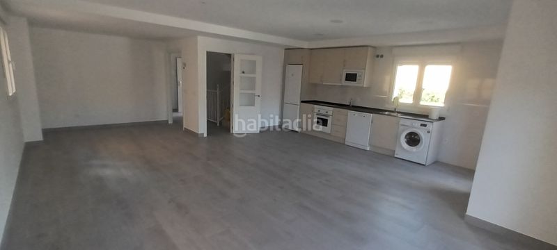 Foto 7feba20c-906c-4efc-9de3-47a29be0fc81. Location chalet dans calle obispo antonio palenzuela 3p dans Lastrilla (La)