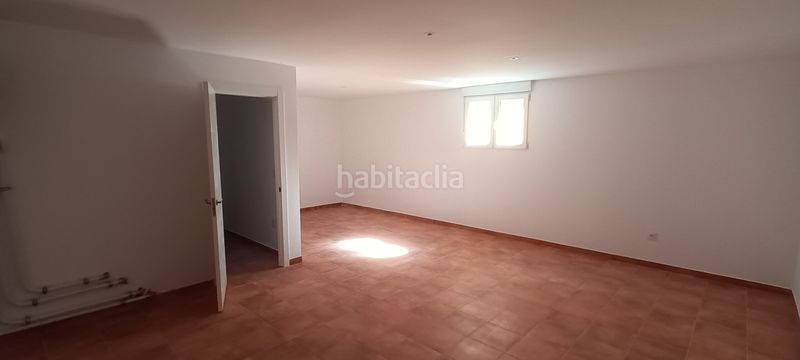 Foto 96a9b18c-5105-4d9b-94e5-d88bf654cf0a. Location chalet dans calle obispo antonio palenzuela 3p dans Lastrilla (La)
