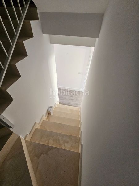 Foto a9d0a8b3-0b57-460a-baa0-a30d43e171fb. Location chalet dans calle obispo antonio palenzuela 3p dans Lastrilla (La)