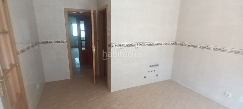 Foto 75acc007-ea79-47f2-8723-7d929f5acaa4. Xalet amb xemeneia calefacció aparcament a Lastrilla (La)
