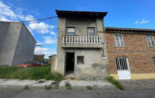 Maison à Valde - Ucieza. Casa en venta en valdeucieza, 4 dormitorios.