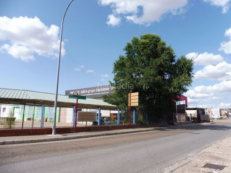 Foto f216967c-e2bc-4c9f-af35-54266dd58923. Nau industrial a Sector 8 - Nueva Balastera Palencia