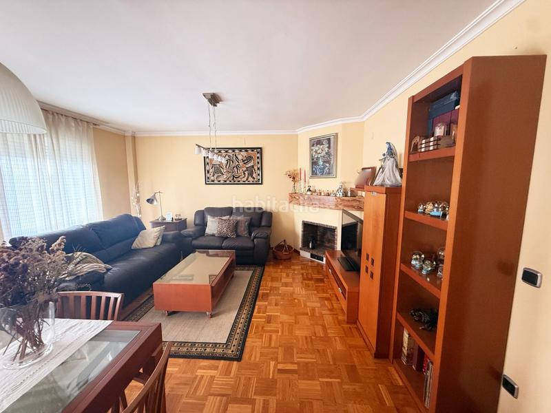 Foto 31708be6-2f0e-448a-81ec-f977752a44bf. Pis amb calefacció aparcament a Avenida de Madrid Palencia