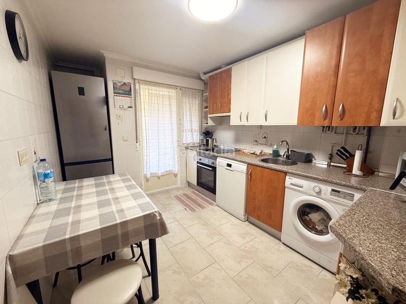 Foto 78c92602-e650-479b-a831-d6e96f4f6b30. Pis amb calefacció aparcament a Avenida de Madrid Palencia