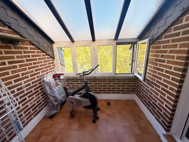 Foto f4768ebc-c7a1-4edf-b8ec-2055bb087e2d. Pis amb calefacció aparcament a Avenida de Madrid Palencia