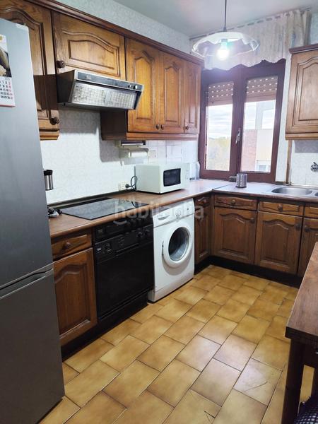 Foto da40d7a2-139a-4540-b652-592e39a7752b. Pis amb calefacció a Centro Palencia