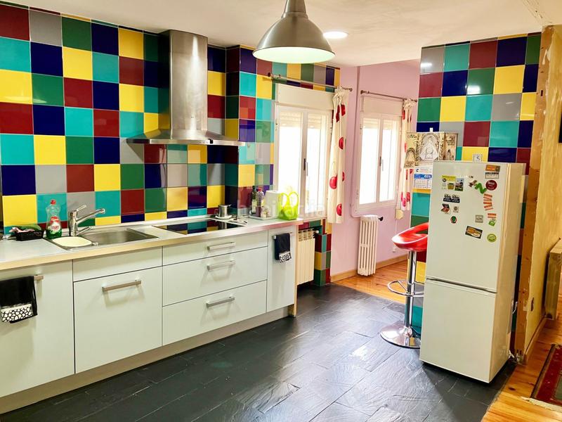 Foto b4cdf54e-7c25-4e04-ae83-92bbdce7a842. Appartamento con riscaldamento in Centro Palencia