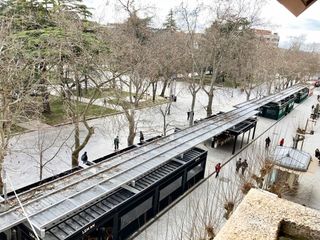 Pis a Campo de la Juventud. Piso en venta en salón, 4 dormitorios.