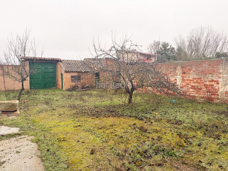 Foto 6c124cbe-da0b-4b81-9a74-60b03a7df1f1. Casa amb aparcament a Padilla de Abajo