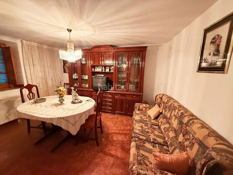 Foto e4a57020-680a-434b-86b2-a4dd57b6cec6. Casa amb aparcament a Padilla de Abajo