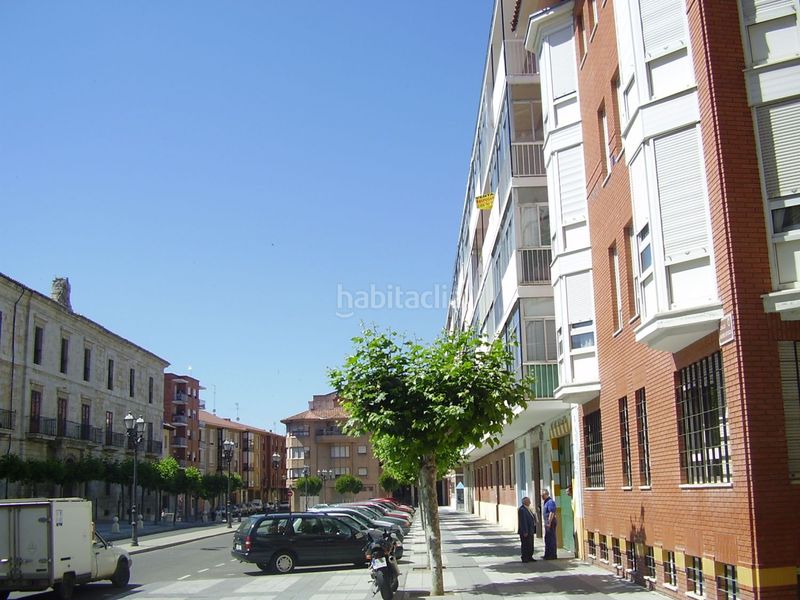 Foto d47734da-3f95-4fbe-a661-c72797b90ef9. Pis amb calefacció a San Pablo y Santa Marina Palencia