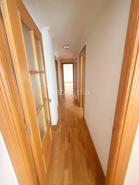 Foto d91e7ee1-7cf7-4f07-b218-f6ac69b00f13. Àtic amb calefacció aparcament a Avenida de Madrid Palencia