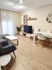 Lloguer Pis a Centro. Piso en alquiler en centro, 2 dormitorios.