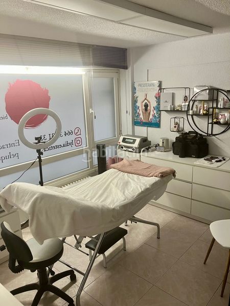 Foto e67d8049-7b1a-43e3-99b4-857351fb7873. Local comercial a Centro Palencia