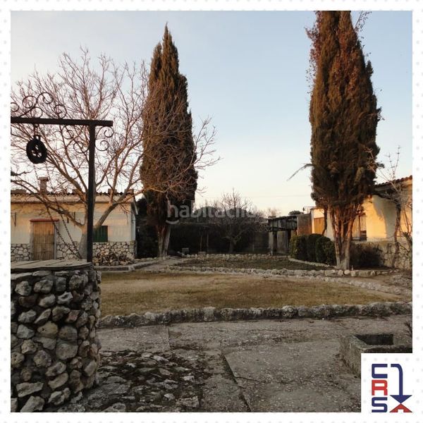 Foto 37b13ad7-4cc0-4d58-a9c6-fa17620d624a. House with parking in Quintanilla de Onésimo