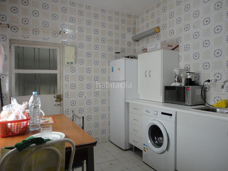 Foto 055d58da-001d-484d-94a3-bf56ca9b01ff. Casa aparellada amb calefacció aparcament a Olmedo