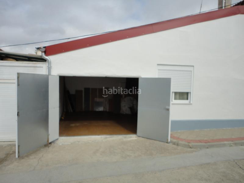 Foto 728d2109-91a5-4203-93f0-603133ee38f7. Casa aparellada amb calefacció aparcament a Olmedo