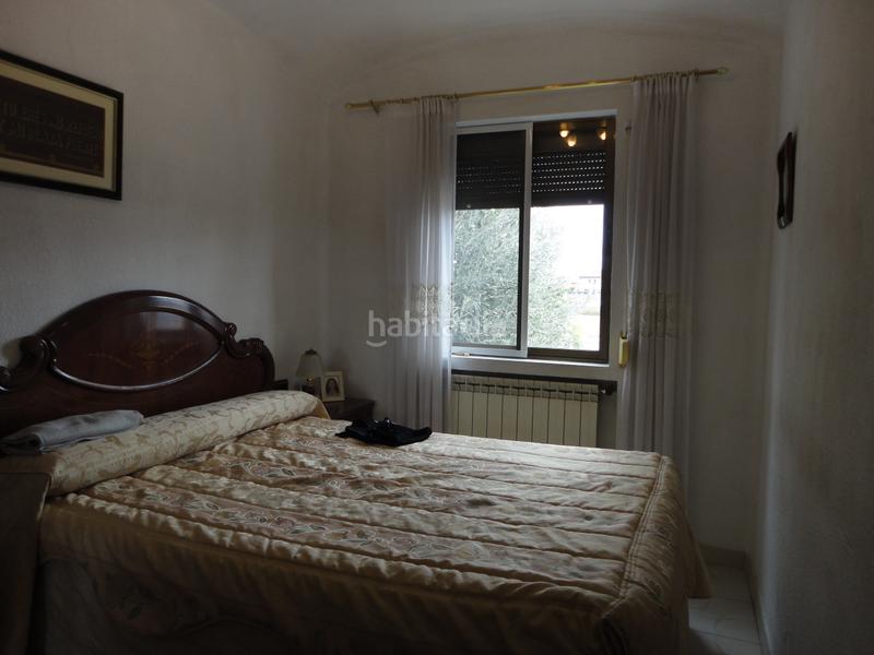 Foto b6114d62-8772-4193-8d4f-af4e427dd129. Casa aparellada amb calefacció aparcament a Olmedo