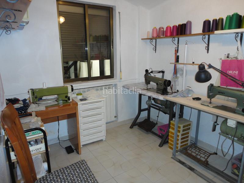 Foto 0ba209ca-4c2e-425b-bfb4-957683cb7ead. Casa pareada en Olmedo