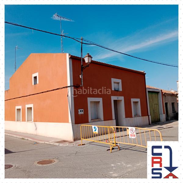 Foto 39cfc188-7a67-46f1-8c12-db2b276669b3. Casa amb aparcament a Íscar