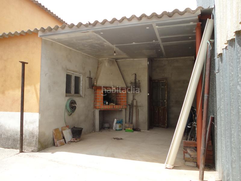 Foto b775df2c-9d4b-44e2-a90c-a5009e369981. Casa amb aparcament a Íscar