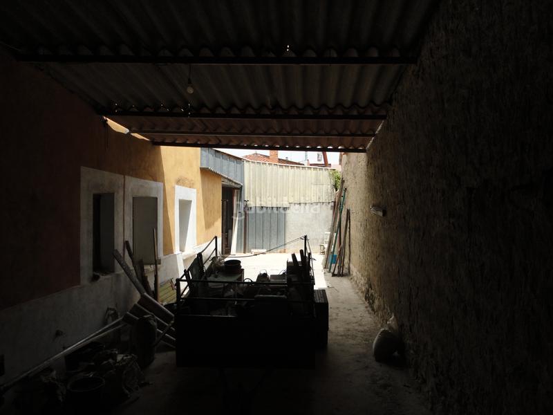 Foto 1283a76b-8ab6-4dc1-b3fd-486e0fa8c893. Casa amb aparcament a Olmedo