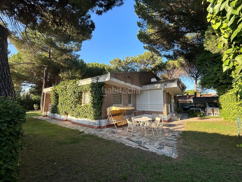 Foto ee36191c-a626-480b-8493-18d218152650. Chalet en Cistérniga