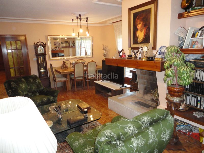 Foto 284d8a9d-25ec-4775-9595-13a8d1072435. Chalet en Boecillo