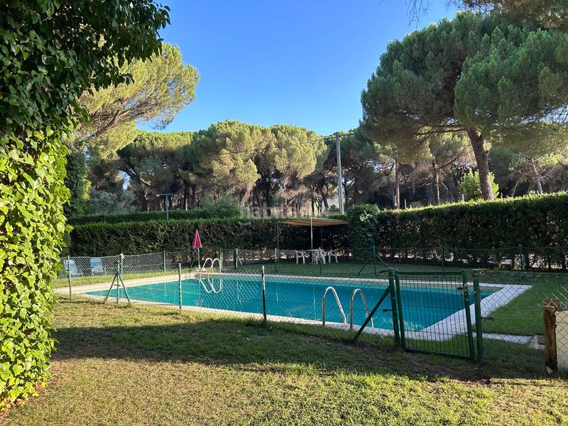 Foto e9a4ae45-cda2-4bcd-9ebb-d8c39f47fb20. Xalet amb xemeneia calefacció aparcament piscina a Tudela de Duero
