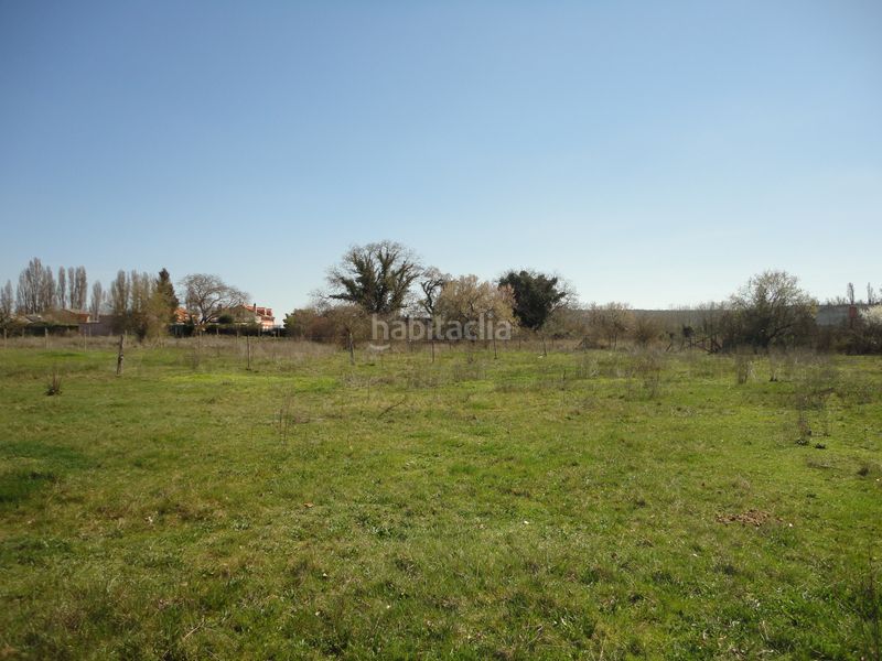 Foto f863909a-1e21-4bd8-a07d-f75531fa0b66. Xalet a calle constitución 20 a Aldeamayor de San Martín