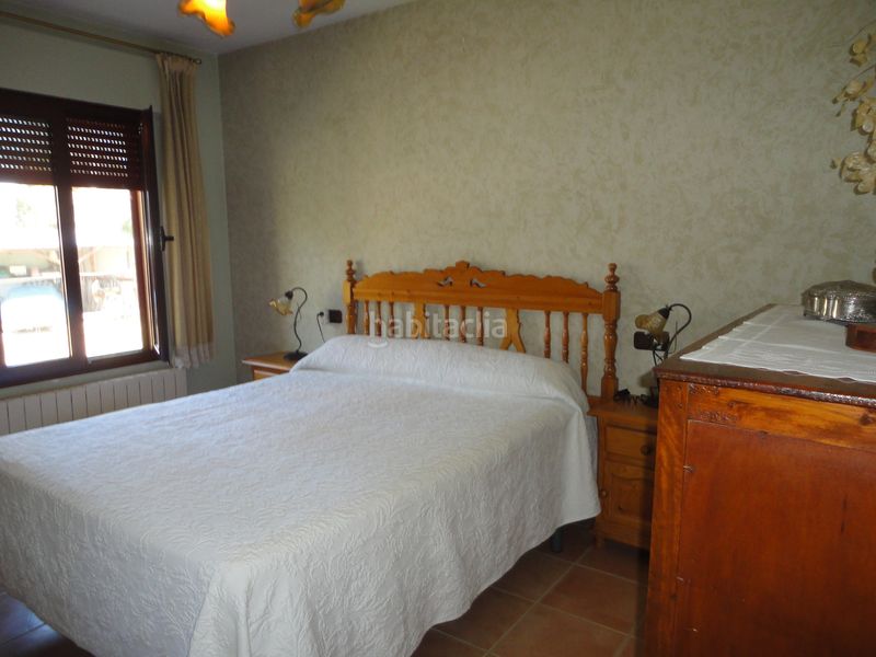 Foto 7581a78c-b591-45c4-8dd0-722dfd49403c. Xalet amb xemeneia calefacció aparcament piscina a Laguna de Duero