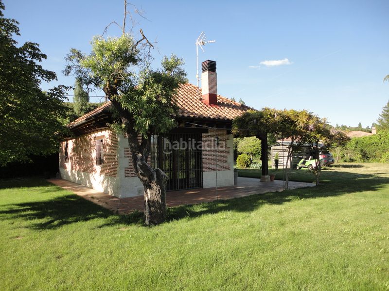 Foto 9cbdc0fe-86dd-4a79-9452-6af24a9cd462. Chalet en Laguna de Duero