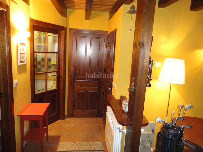 Foto ce5ae28a-f303-47dd-810c-25fa79e1dcaa. Chalet con camino riscaldamento parcheggio piscina in Valladolid