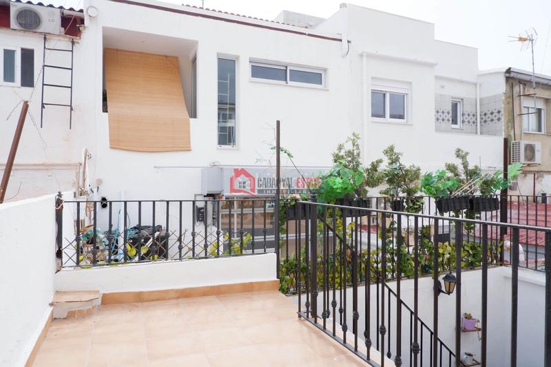 Foto 12ec02a6-b538-4834-b805-b7b5fed362eb. Lloguer apartament a El Cabanyal-El Canyamelar Valencia