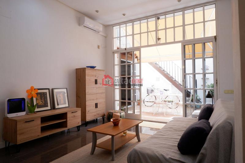 Foto 884d5cd0-5a9d-4643-86a6-8122c91fe727. Lloguer apartament a El Cabanyal-El Canyamelar Valencia