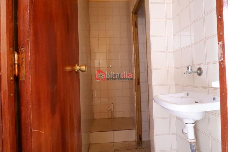 Foto 7fb3c8f8-ef9b-47c6-80b9-2d0f0ae665f6. Casa adossada a El Cabanyal-El Canyamelar Valencia