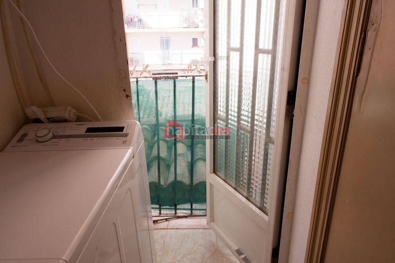 Foto 829268d0-7e15-4339-807c-735a8ddf3f34. Edificio in El Cabanyal-El Canyamelar Valencia