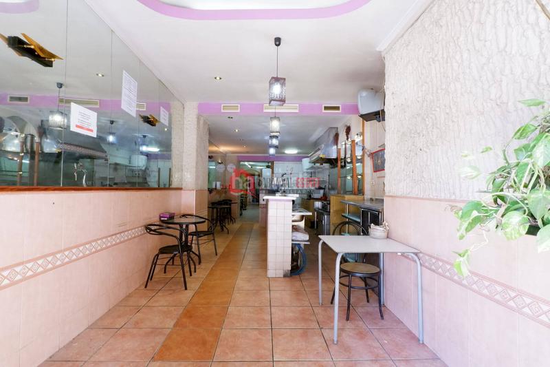 Foto e990769f-d6be-463d-ba17-0c3fca904d1f. Edificio in El Cabanyal-El Canyamelar Valencia