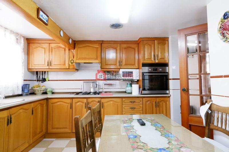 Foto 03764e6e-0944-47a6-b330-7e1f621ee069. Edifici a El Cabanyal-El Canyamelar Valencia