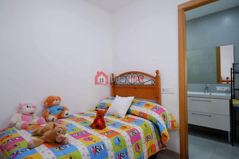 Foto 7f4f1116-81fd-496f-bd06-2a879403dda9. Maison jumelée avec chauffage dans El Cabanyal-El Canyamelar Valencia