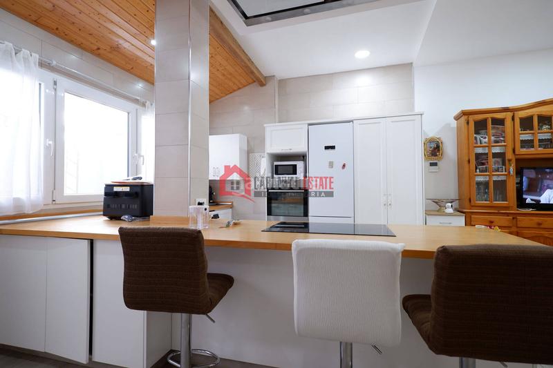 Foto 8cc29d45-38f8-40b1-a122-49346e96b9d2. Maison jumelée avec chauffage dans El Cabanyal-El Canyamelar Valencia