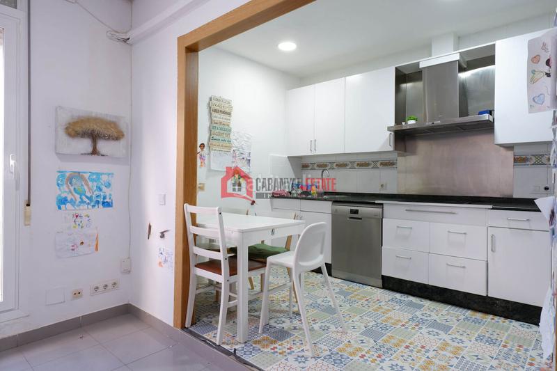 Foto 913c09be-1eb4-4ec5-b9ff-5bfd8c701697. Maison jumelée avec chauffage dans El Cabanyal-El Canyamelar Valencia