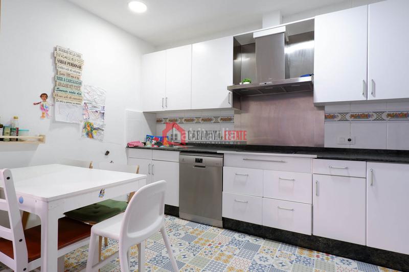 Foto 5199840e-1791-4003-9d41-0d19ed3a069e. Reihenhaus mit heizung in El Cabanyal-El Canyamelar Valencia