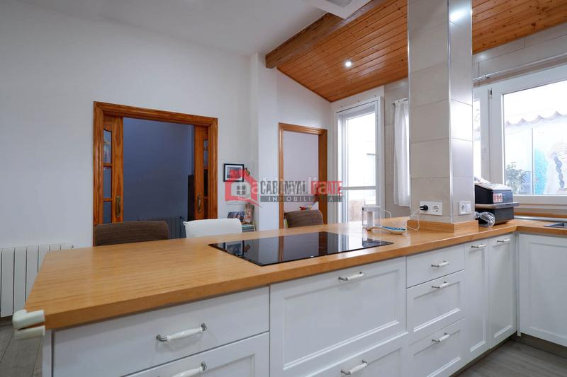 Foto 48c245ce-0750-49fd-bd68-552463bee36a. Semi detached house with heating in El Cabanyal-El Canyamelar Valencia