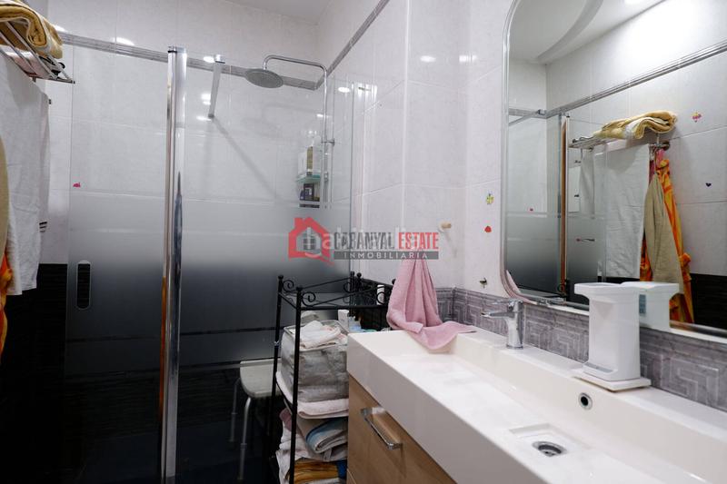 Foto 9f3dd3e5-d8f8-4aa5-85b0-0e1492170206. Semi detached house with heating in El Cabanyal-El Canyamelar Valencia