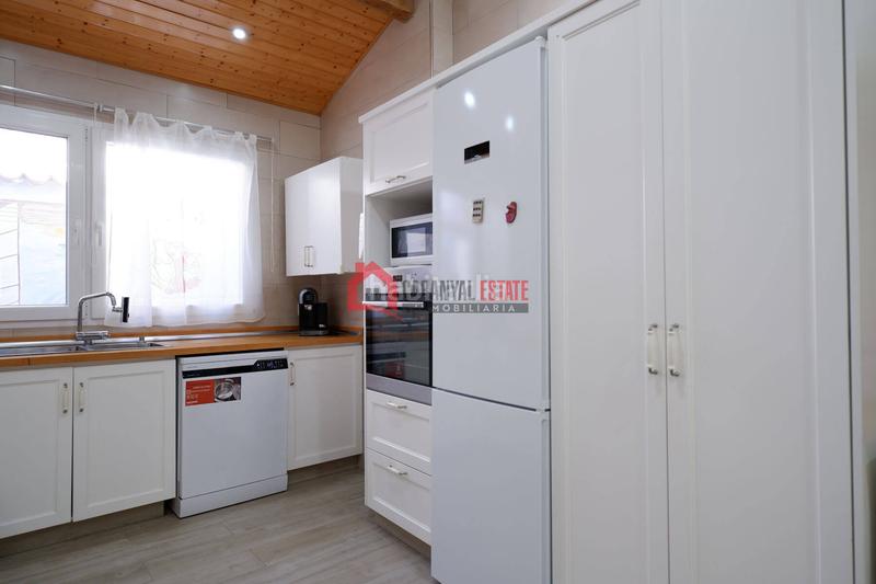 Foto a6a805aa-c2a9-4445-a257-e85b1dd55390. Semi detached house with heating in El Cabanyal-El Canyamelar Valencia