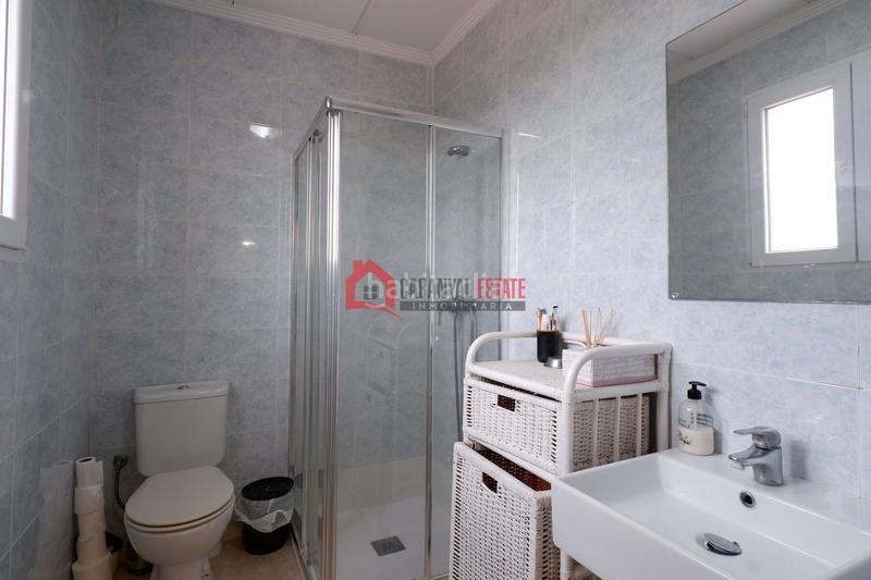 Foto 4ad34722-036c-45e1-b3cc-408f412e92b5. Chalet avec parking piscine dans Corinto-Almardà Sagunt