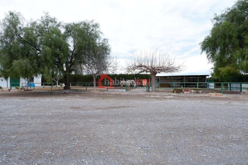 Foto 9c9d8727-83c3-47fd-af8b-5ae1fdd0c626. Chalet avec parking piscine dans Corinto-Almardà Sagunt