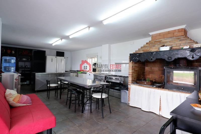 Foto afcb7e21-66b4-489f-a86b-1630e8fc0c57. Chalet avec parking piscine dans Corinto-Almardà Sagunt